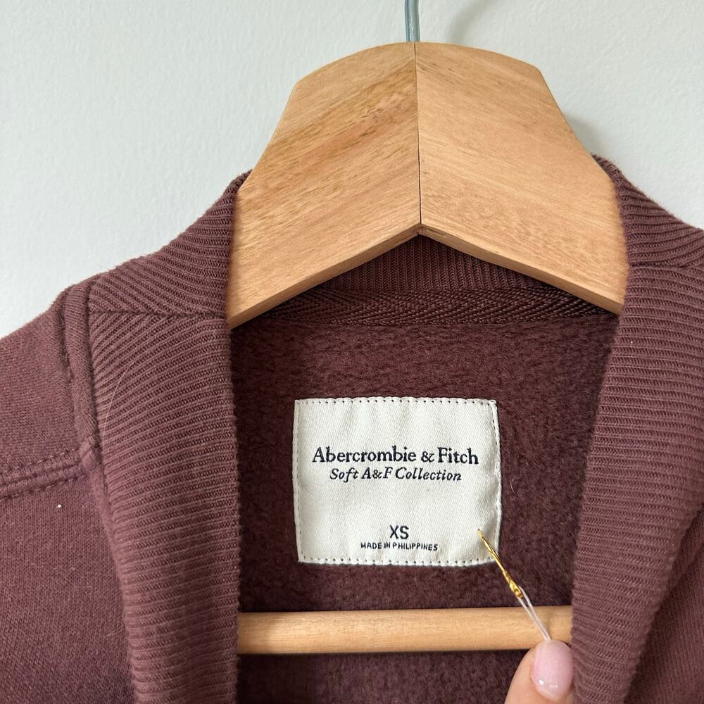 Abercrombie & Fitch New York Crew Neck Pullover Cropped Sweatshirt Brown XS - Picture 6 of 6